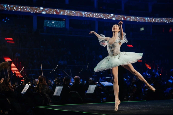 Щелкунчик на льду с симфоническим оркестром